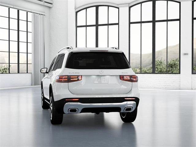 Photo of 2025 Polar White Mercedes-Benz GLB 250