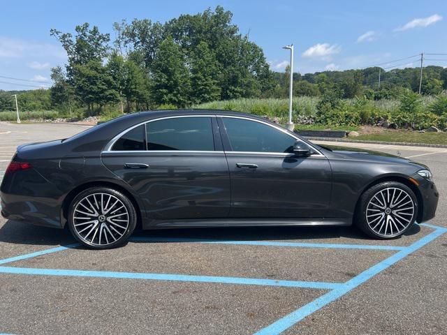 Photo of 2021 Graphite Grey Metallic Mercedes-Benz S-Class