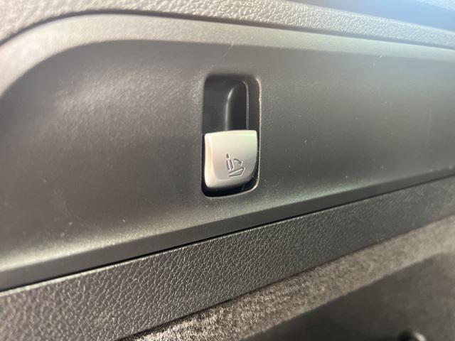 Photo of 2021 Graphite Grey Metallic Mercedes-Benz GLC 300