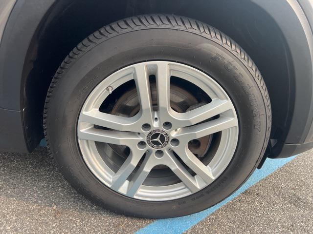 Photo of 2021 Mountain Grey Metallic Mercedes-Benz GLB 250