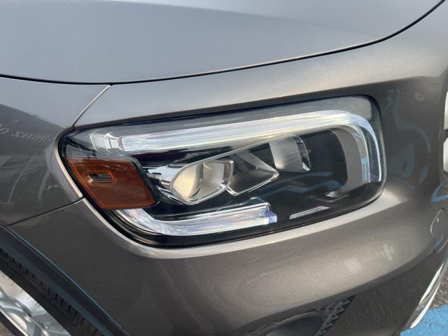 Photo of 2021 Mountain Grey Metallic Mercedes-Benz GLB 250
