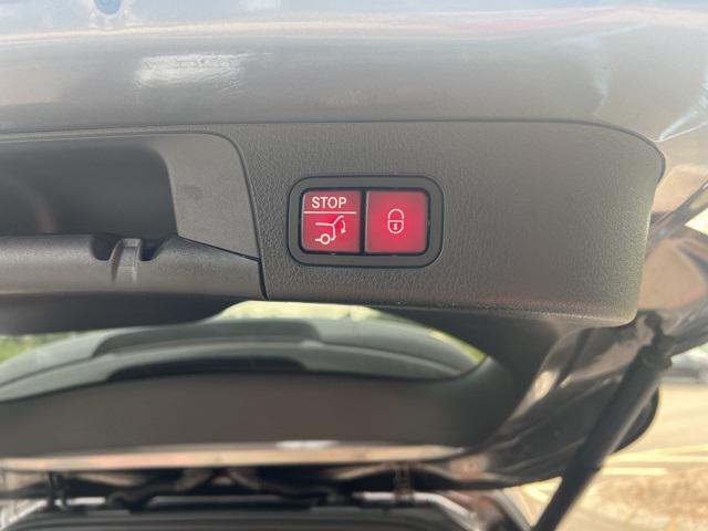 Photo of 2021 Mountain Grey Metallic Mercedes-Benz GLB 250