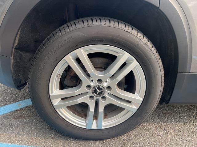 Photo of 2021 Mountain Grey Metallic Mercedes-Benz GLB 250