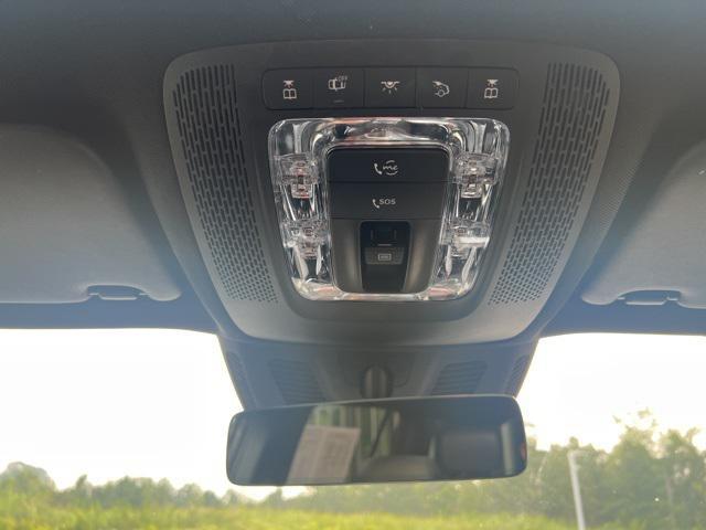 Photo of 2021 Mountain Grey Metallic Mercedes-Benz GLB 250