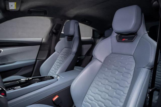 Photo of 2024 Gray Metallic Audi RS e-tron GT