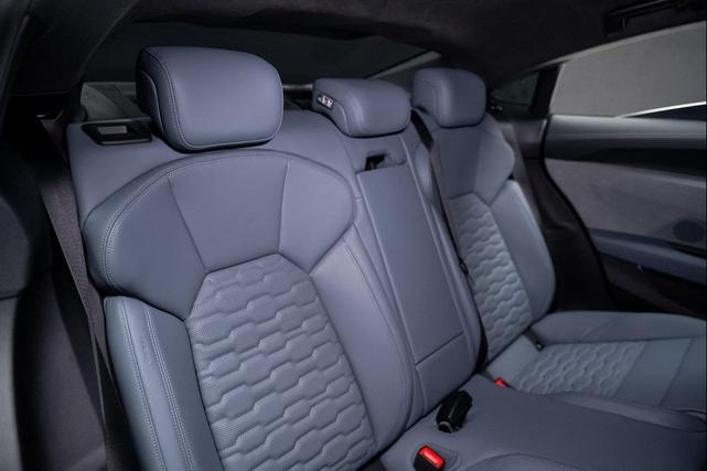 Photo of 2024 Gray Metallic Audi RS e-tron GT