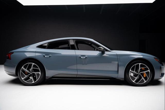 Photo of 2024 Gray Metallic Audi RS e-tron GT
