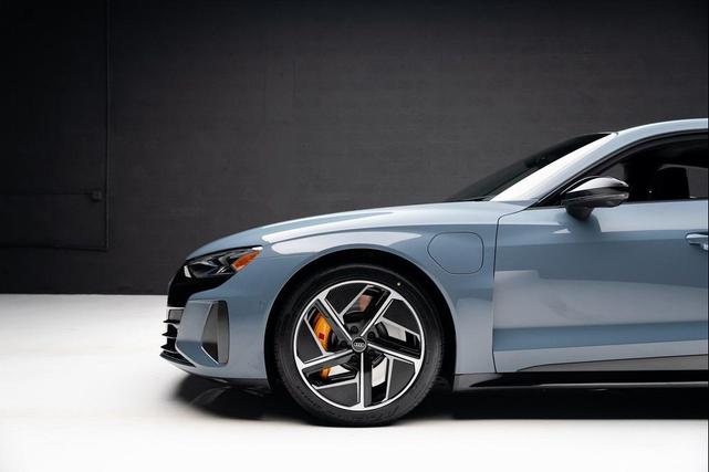 Photo of 2024 Gray Metallic Audi RS e-tron GT