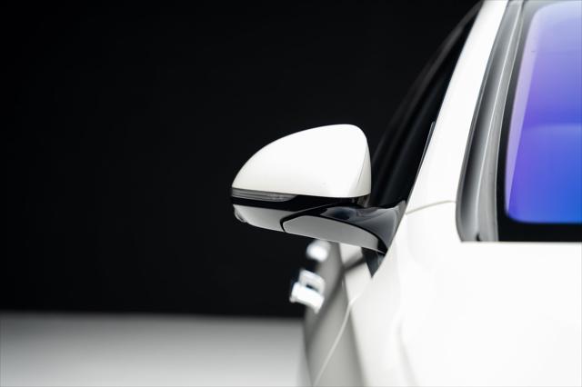 Photo of 2022 White Mercedes-Benz S-Class