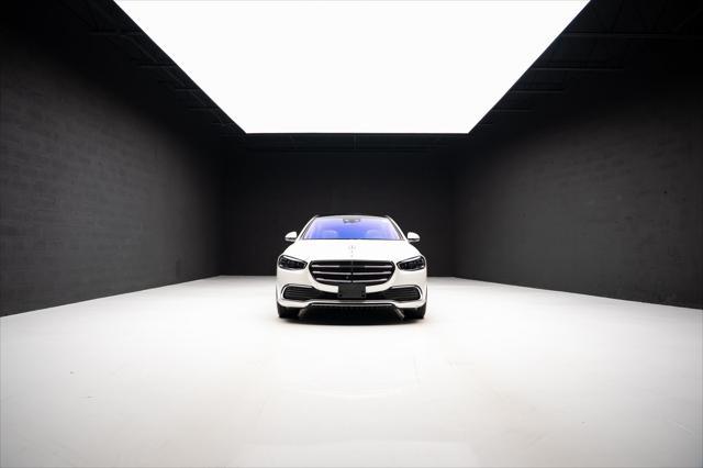 Photo of 2022 White Mercedes-Benz S-Class