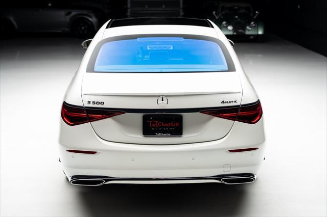Photo of 2022 White Mercedes-Benz S-Class