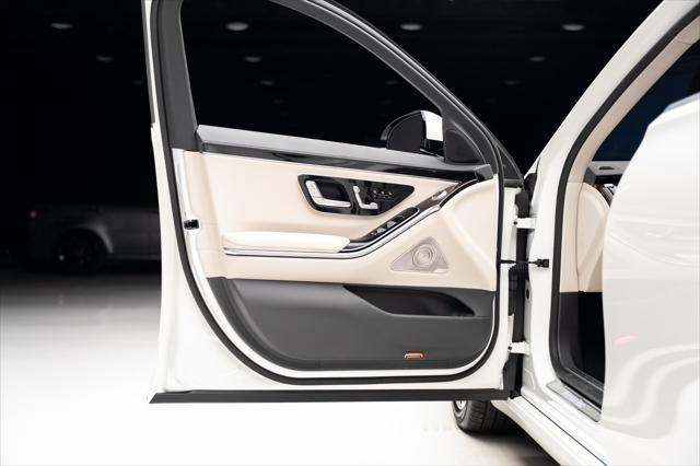 Photo of 2022 White Mercedes-Benz S-Class