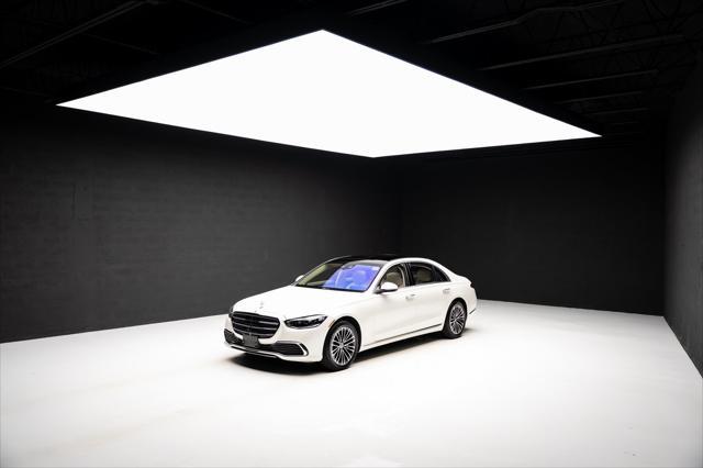 Photo of 2022 White Mercedes-Benz S-Class
