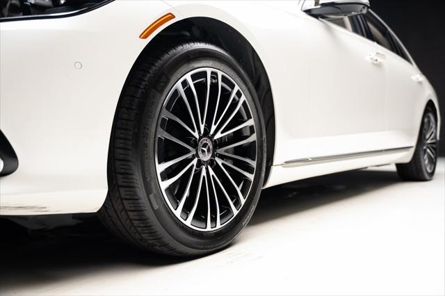 Photo of 2022 White Mercedes-Benz S-Class