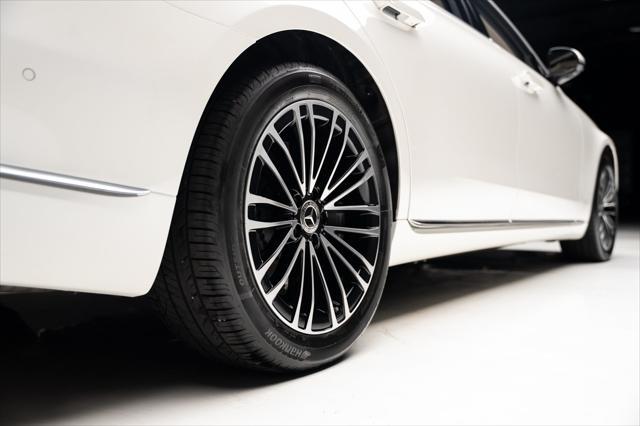 Photo of 2022 White Mercedes-Benz S-Class