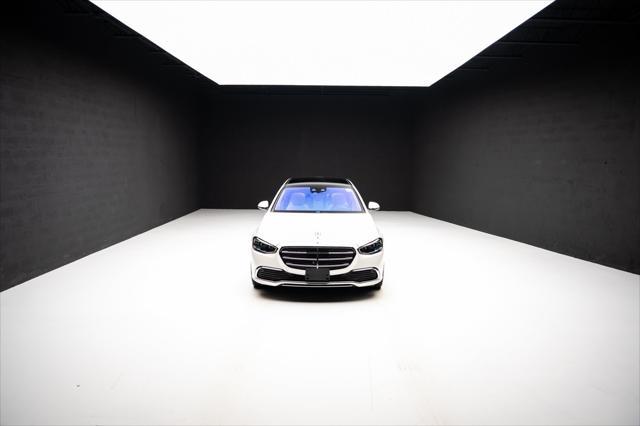 Photo of 2022 White Mercedes-Benz S-Class