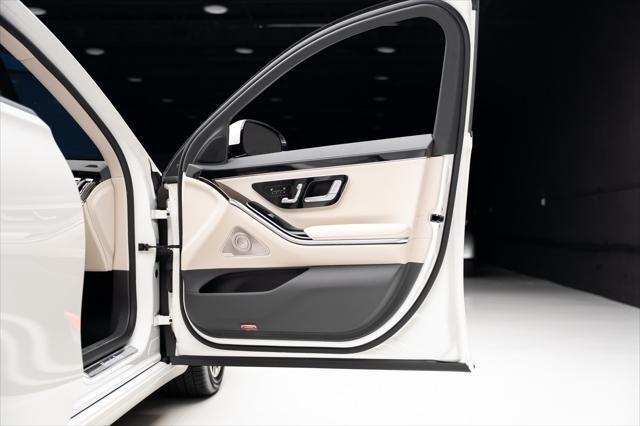 Photo of 2022 White Mercedes-Benz S-Class