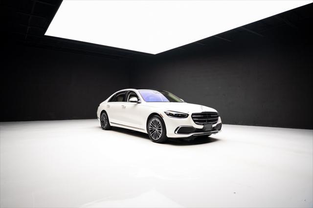 Photo of 2022 White Mercedes-Benz S-Class