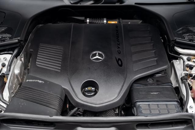 Photo of 2022 White Mercedes-Benz S-Class
