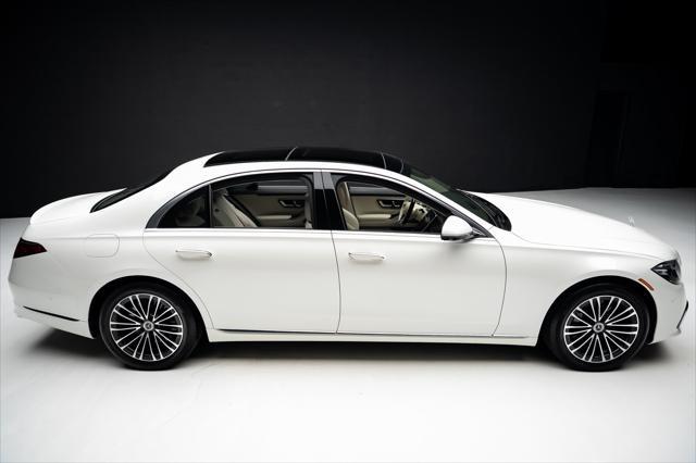 Photo of 2022 White Mercedes-Benz S-Class