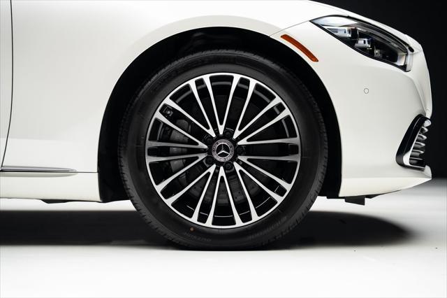 Photo of 2022 White Mercedes-Benz S-Class