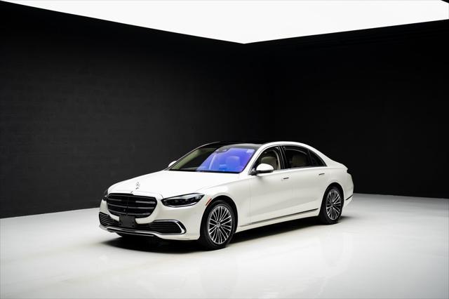 Photo of 2022 White Mercedes-Benz S-Class