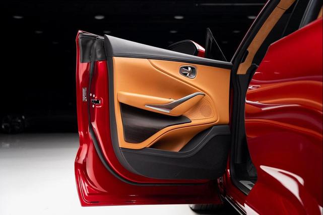Photo of 2022 Red Aston Martin DBX
