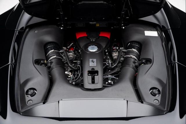 Photo of 2021 Nero Ferrari F8 Spider
