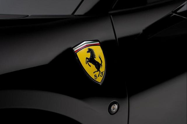 Photo of 2021 Nero Ferrari F8 Spider