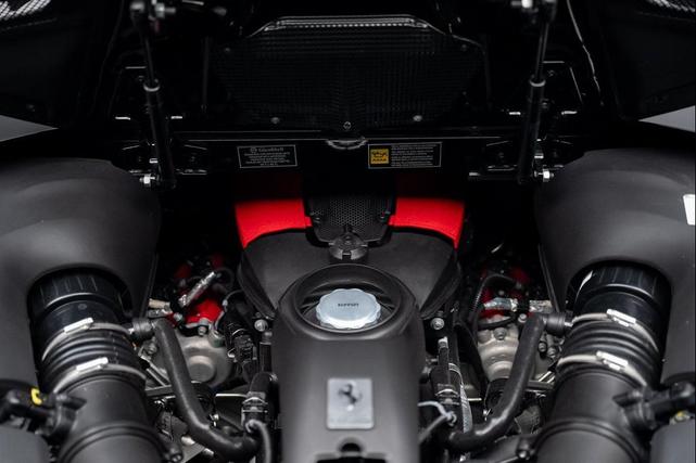 Photo of 2021 Nero Ferrari F8 Spider