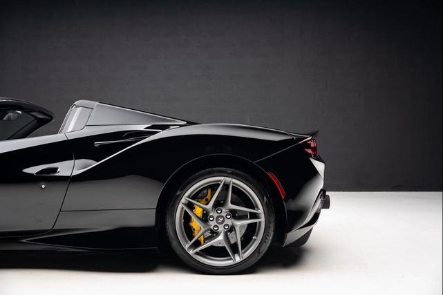 Photo of 2021 Nero Ferrari F8 Spider