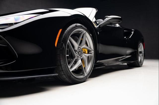 Photo of 2021 Nero Ferrari F8 Spider