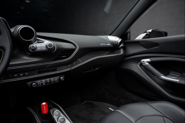Photo of 2021 Nero Ferrari F8 Spider