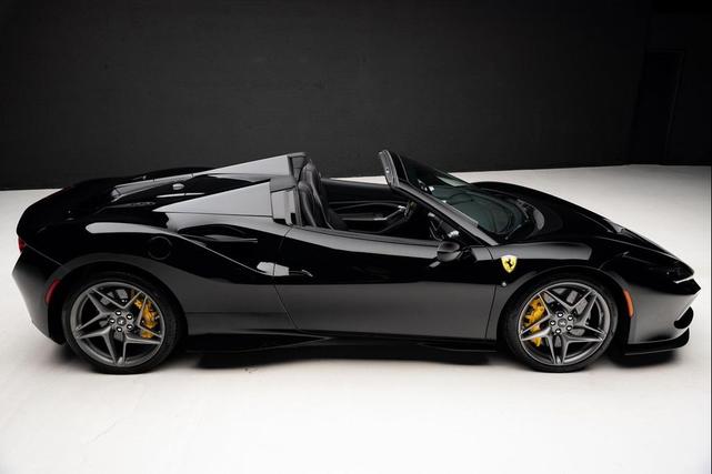 Photo of 2021 Nero Ferrari F8 Spider
