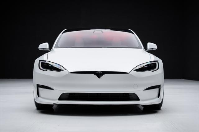 Photo of 2022 Pearl White Multi-Coat Tesla Model S