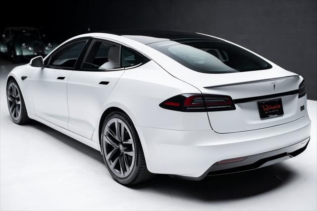 Photo of 2022 Pearl White Multi-Coat Tesla Model S