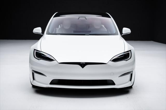 Photo of 2022 Pearl White Multi-Coat Tesla Model S