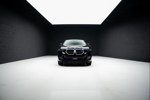 Photo of 2025 Black BMW X6