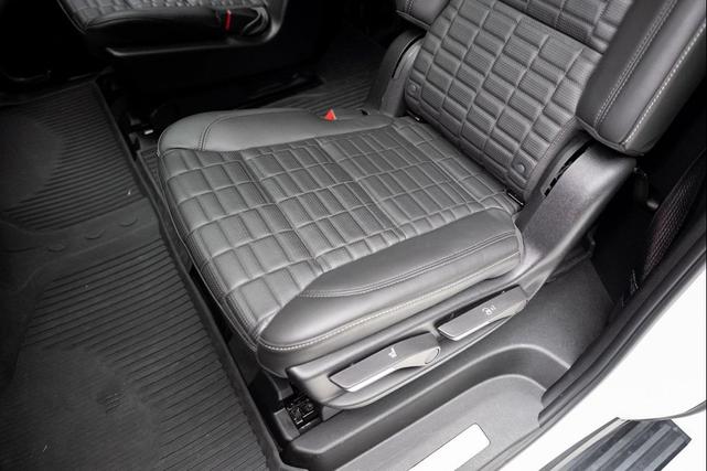 Photo of 2024 Crystal White Tricoat Cadillac Escalade ESV