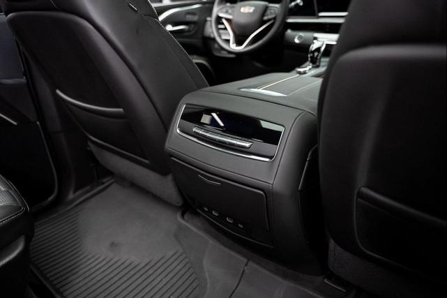 Photo of 2024 Crystal White Tricoat Cadillac Escalade ESV