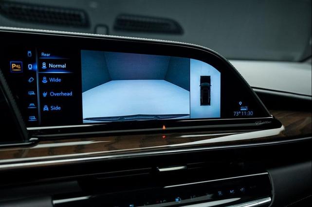 Photo of 2024 Crystal White Tricoat Cadillac Escalade ESV