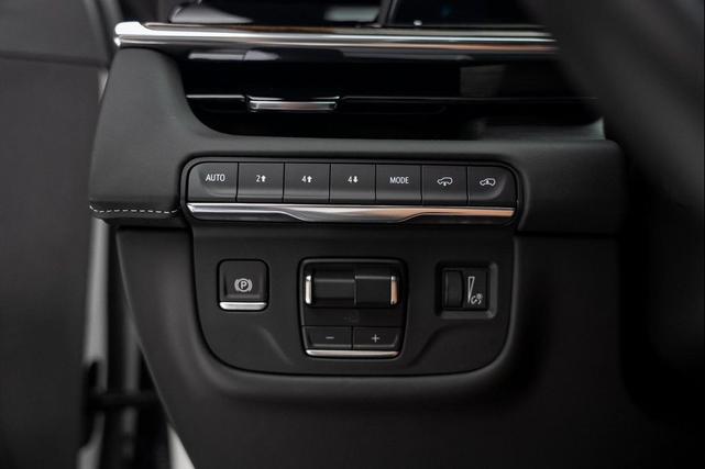 Photo of 2024 Crystal White Tricoat Cadillac Escalade ESV
