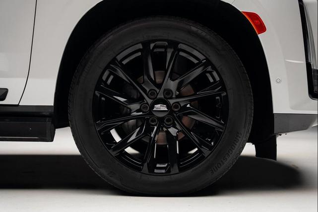 Photo of 2024 Crystal White Tricoat Cadillac Escalade ESV