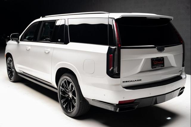 Photo of 2024 Crystal White Tricoat Cadillac Escalade ESV