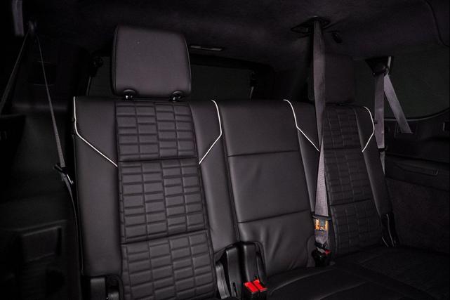 Photo of 2024 Crystal White Tricoat Cadillac Escalade ESV