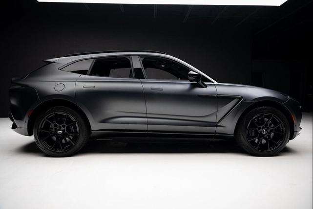 Photo of 2021 Gray Aston Martin DBX