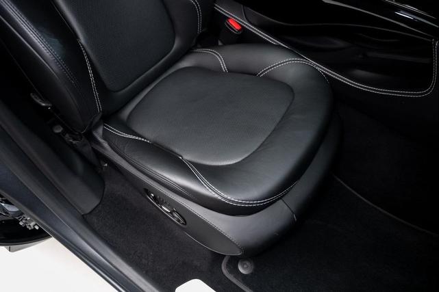 Photo of 2021 Gray Aston Martin DBX