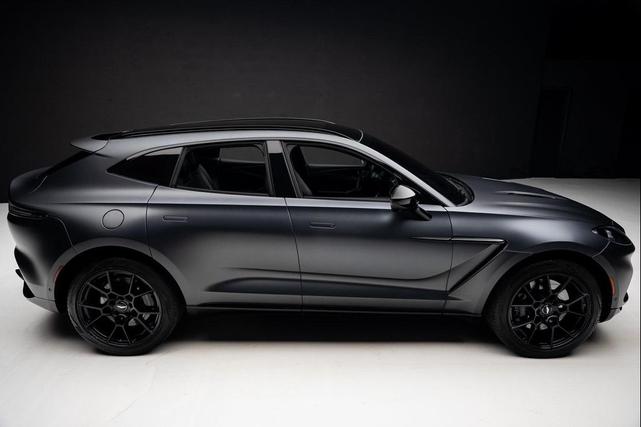 Photo of 2021 Gray Aston Martin DBX