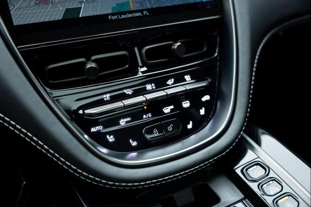 Photo of 2021 Gray Aston Martin DBX
