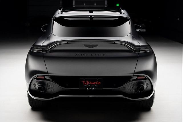 Photo of 2021 Gray Aston Martin DBX